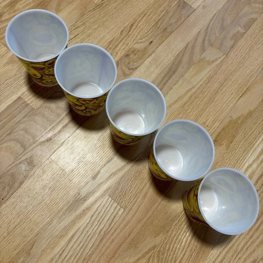 McDonalds | 3D Hologram Smiley Emoji Cups Happy Meal Toy 2017 Plastic 12 Oz - Picture 7 of 9
